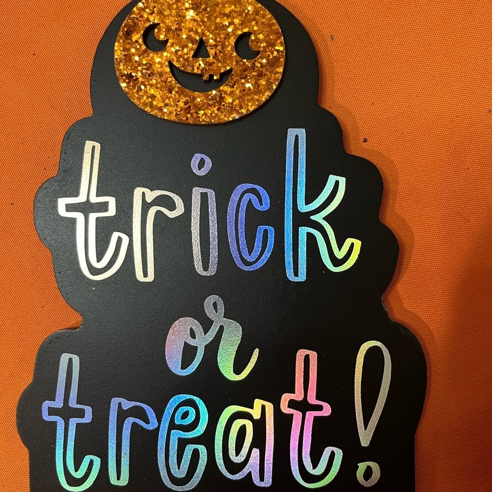 6/$25 Halloween Wall Decor Set - Picture 7 of 16